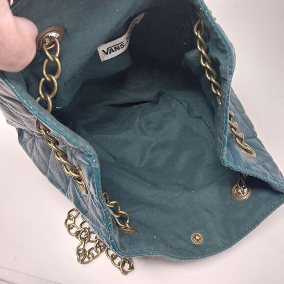 Dark green VANS Shoulder bag with Chain Strap. - Picture 10 of 15